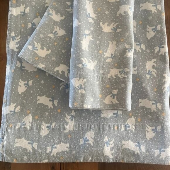 Charming Polar Bear Twin 72" Cotton Flannel Flat Sheet w/Two Pillowcases Cozy - Picture 2 of 3